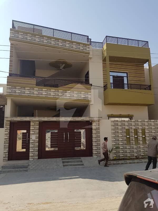 گلشنِ معمار - سیکٹر ٹی گلشنِ معمار گداپ ٹاؤن کراچی میں 6 کمروں کا 10 مرلہ مکان 2.4 کروڑ میں برائے فروخت۔