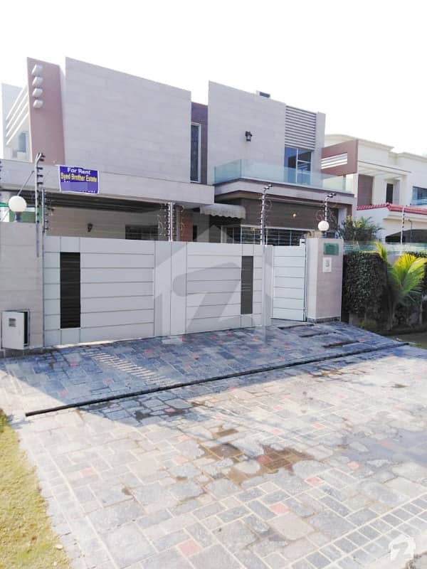 Syed Brothers Offer 1 Kanal Slightly Used Beautiful Charming House In Dha Phase 5  For Rent