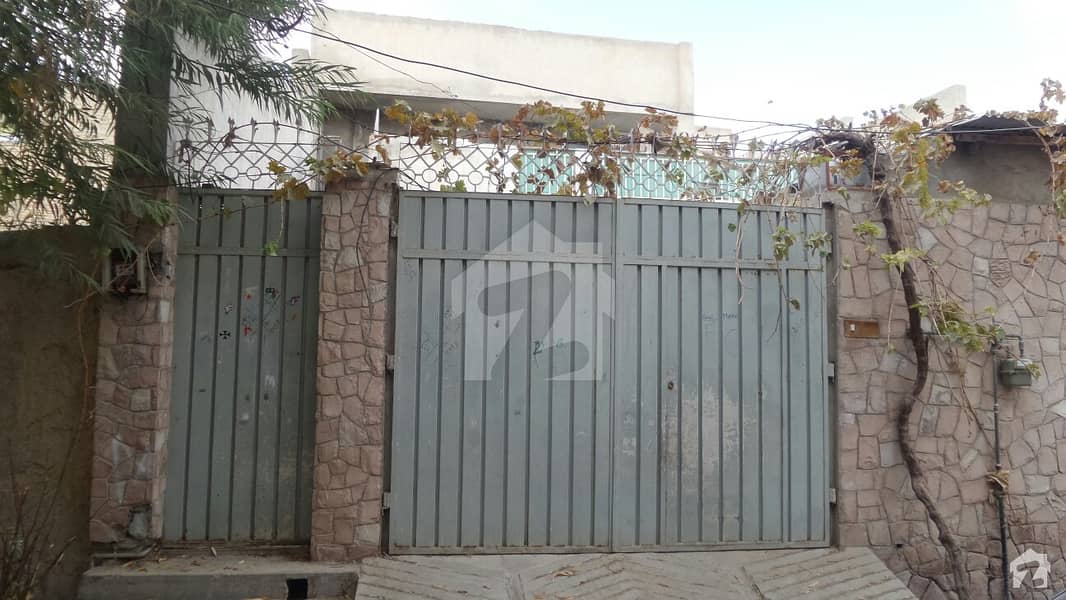 House Available For Sale At Ali Bahdur Road