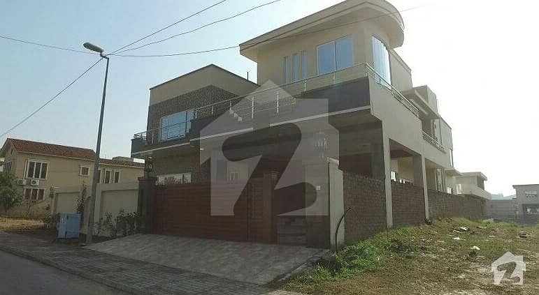 House Is Available  For Sale