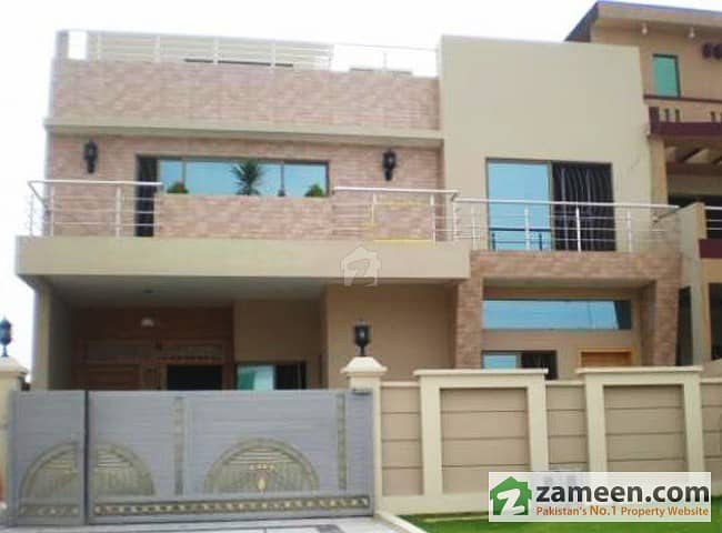 Phase 2 - Single Unit Double Storey 5 Beds 1 Kanal Very Good Renovated Slightly Used Bungalow Available For Urgent Sale In Bahria Town