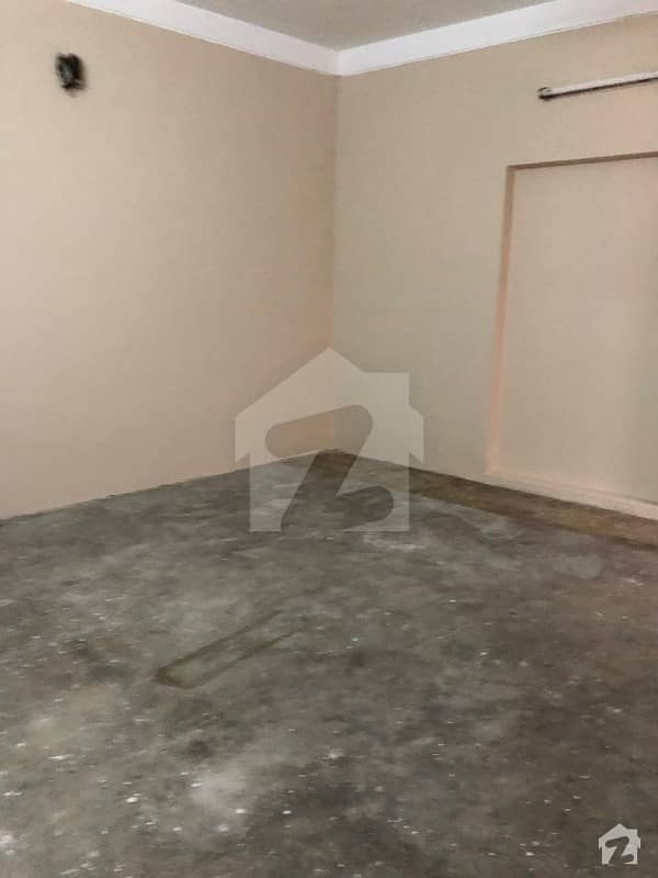 Gulberg 8 Marla Independent House Available For Silent Small Office  Family