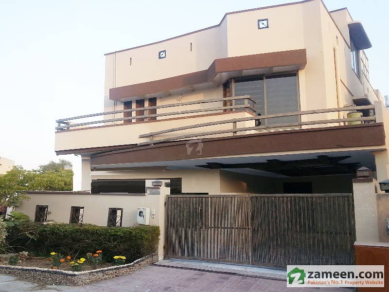 Time To Purchase - With Basement Renovated 10 Marla Charming Cottage Available For Sale In Bahria Town