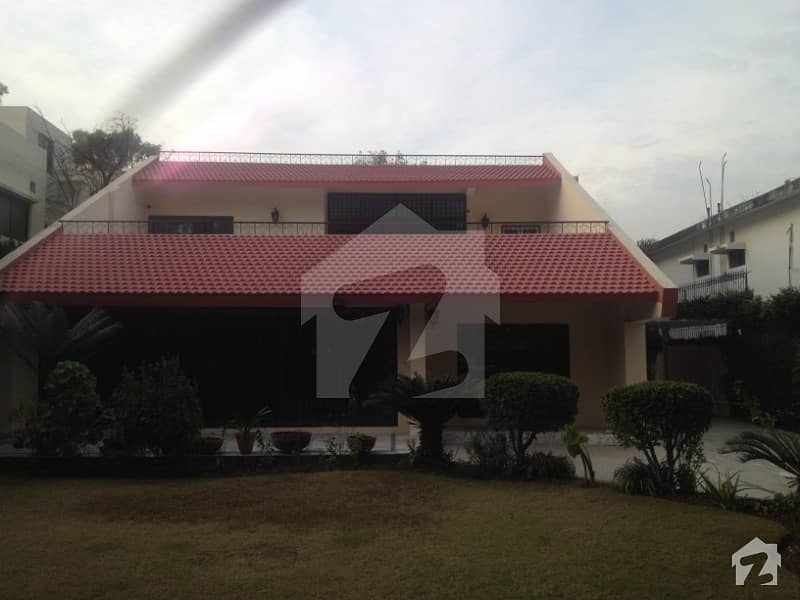1244 Square Yards 05 Beds Full House Available For Rent Sector G-6/4 Islamabad