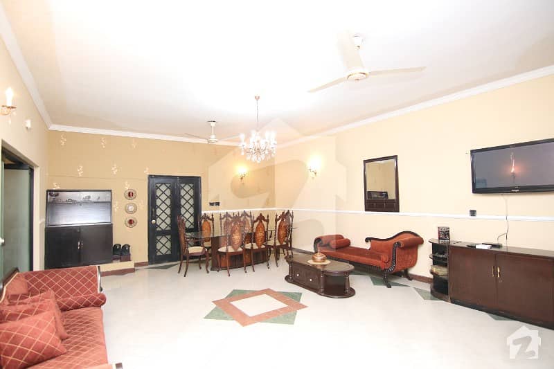 F6 Fully Furnished 1 Bedroom Ground Portion Available For Rent