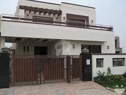 بحریہ ٹاؤن راولپنڈی راولپنڈی میں 5 کمروں کا 11 مرلہ مکان 2.3 کروڑ میں برائے فروخت۔