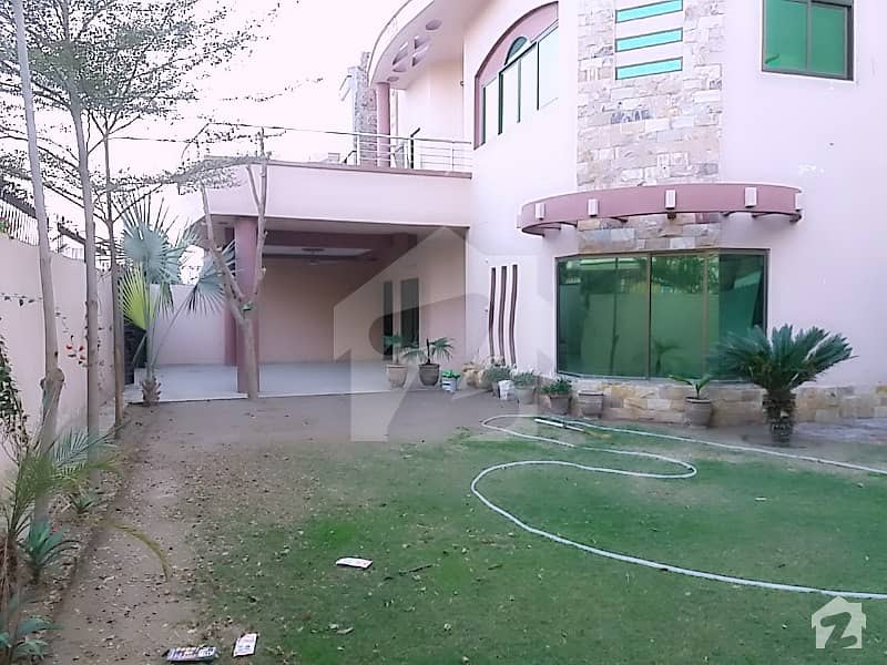 20 Marla Luxury 07 Bedroom House For Rent In Sahiwal