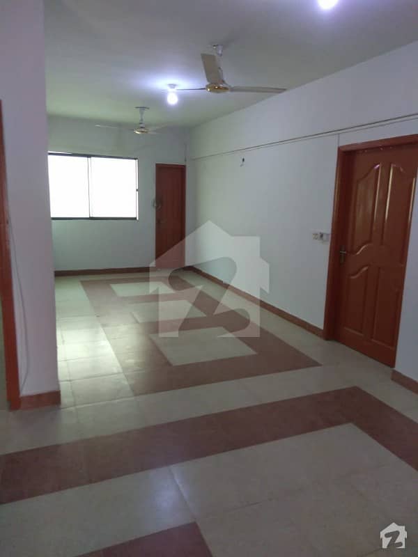 2000 squre feet with Lift  Apartment for Rent