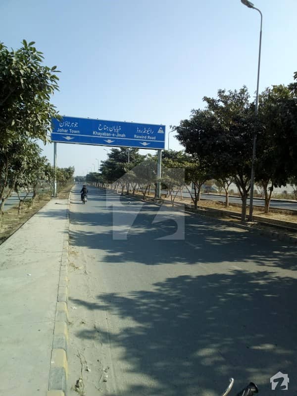1 Kanal Residential Plot Good Location For Sale In LDA Avenue Lahore