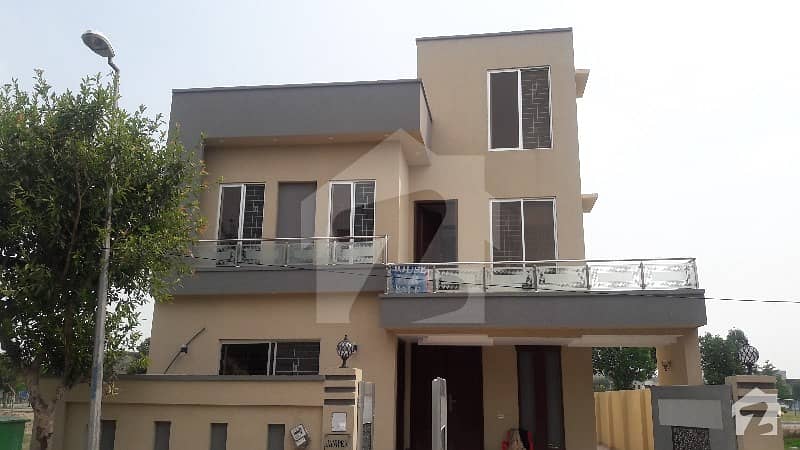 Brand New 10 Marla Luxurious House For Sale In Bahria Town Lahore