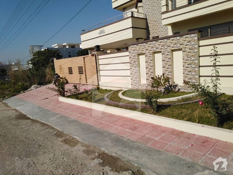Pakistan Town One Kanal Upper Portion For Rent