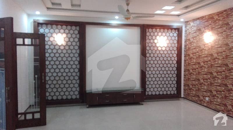 Kanal Brand New Phase 5 Low Rent House