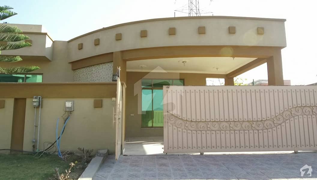 House Is Available For Sale In B-17 MPCHS - Block B