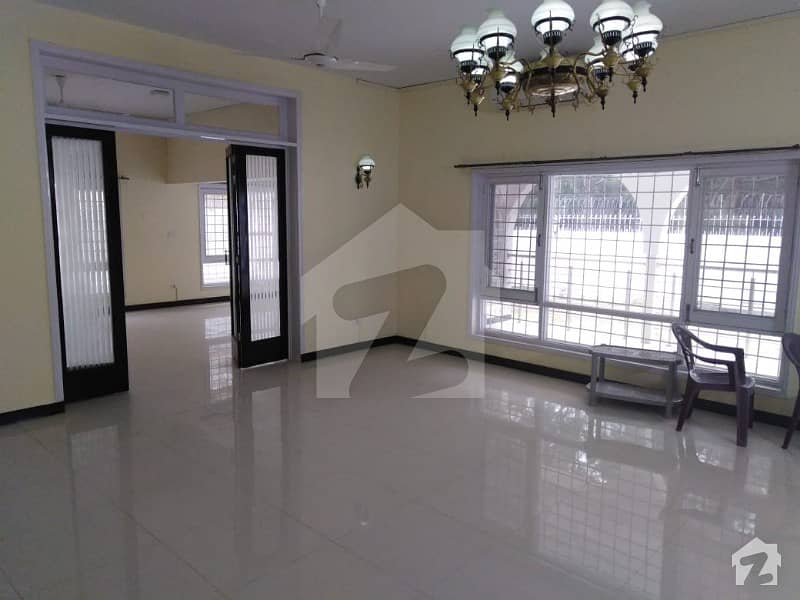 06 Bed Renovated House With Heating And Cooling System