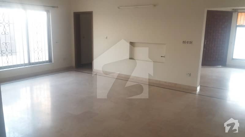 Dha Phase 5 - 1 Kanal Upper Portion For Rent Reasonable Rent