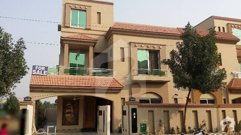 Designer Finished 10 Marla Brand New Classic House For Sale In Bahria Town Lahore