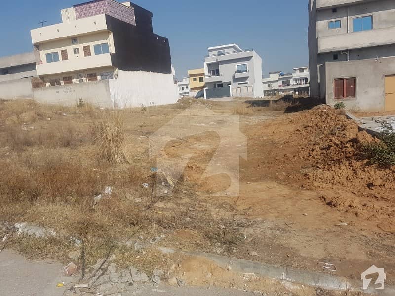 7 Marla Plot Is Up For Sale On Shaheen Link Road In Jinnah Gardens