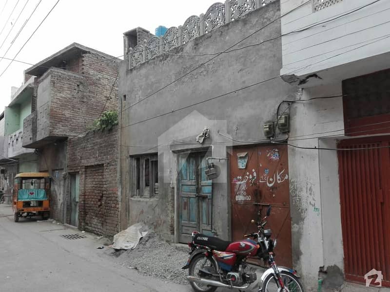 House Is Available For Sale In Sargodha Road