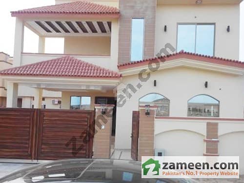 Ageless Beauty And Owner Personally Made 10 Marla Bungalow Is Available For Sale In Bahria Town