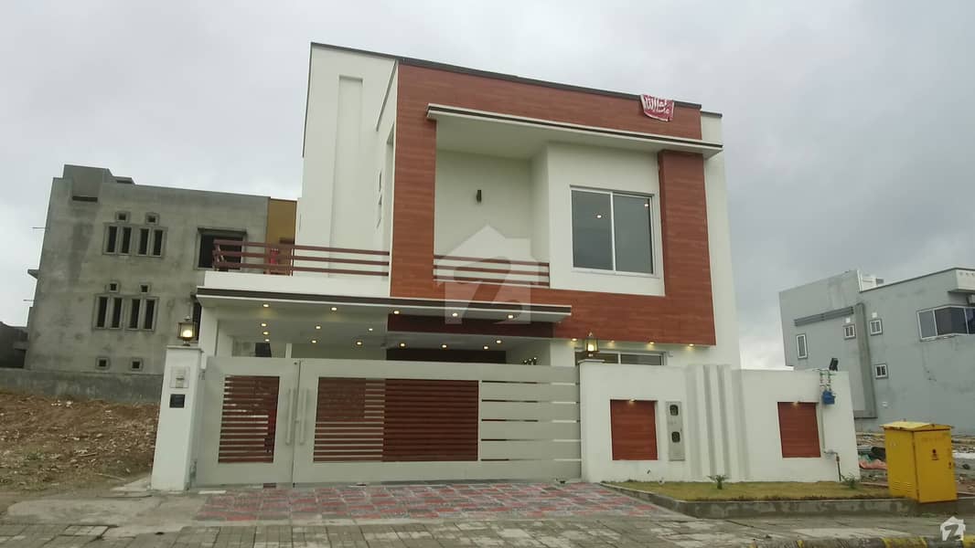 10 Marla Double Unit Height Location Luxuries House Available For Sale