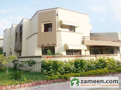 Corner 19 Marla A Touch Of Class 9 Huge Beds With Basement Triple Unit House For Sale In Bahria Town