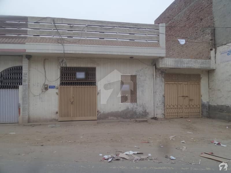 Main Road Of Husainabad Colony House For Sale