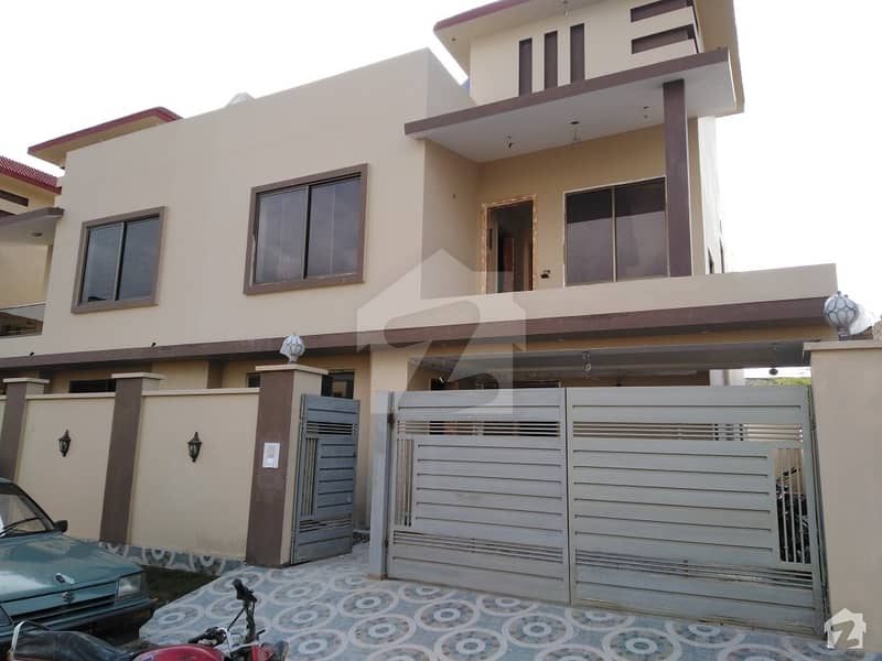 3290 Square Feet Double Storey House For Sale
