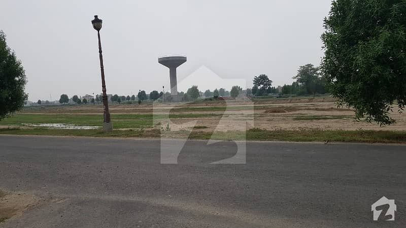 8 Marla Commercial Fully Paid At Main Boulevard For Sale At Reasonable Price