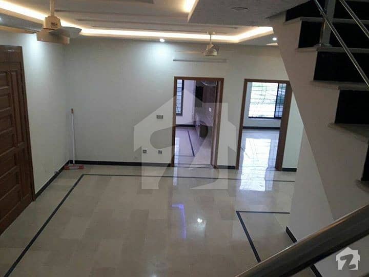 Kanal  Bungalow for Rent in DHA Phase  3 X Block