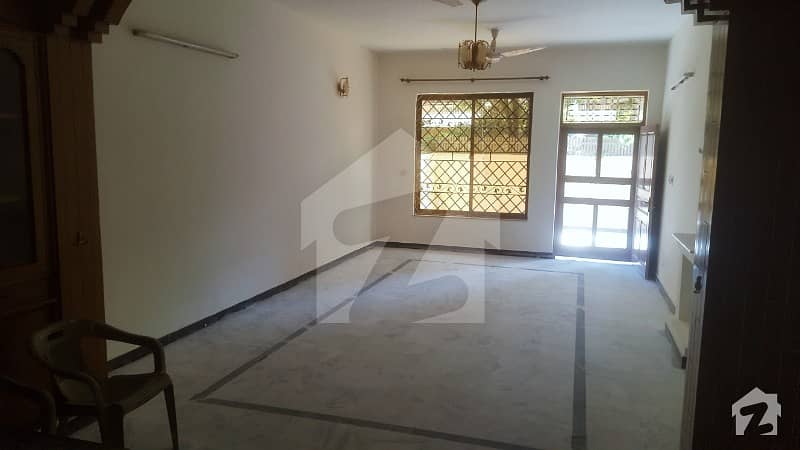 Upper Portion Is Available For Rent in I8