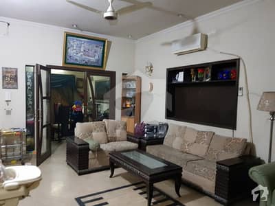 7 Marla Owner Build Well Maintained House Near Park 7 Marla Owner Build Well Maintained House Near Park