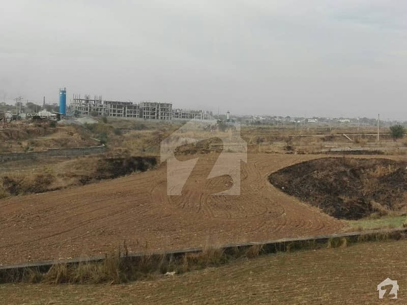 500 Sq Yards Plot For Sale At E-18, Gulshan-e-Sehat