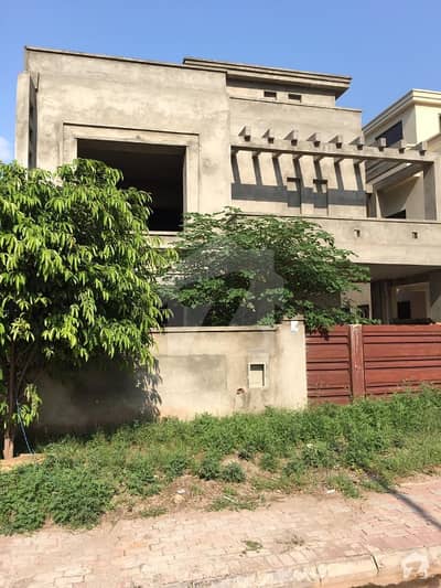 House No 30 Street 15 C1 Sect Islamabad   10 Marla Gray Structure Bahria Enclave Sectora Islamabad