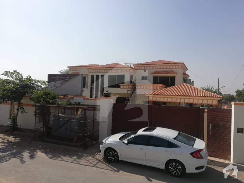 37 Marla Luxury House For Sale 37 Marla Luxury House For Sale