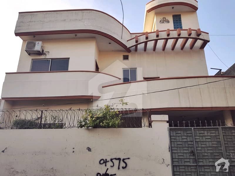 شاہدرہ لاہور میں 3 کمروں کا 10 مرلہ مکان 1.3 کروڑ میں برائے فروخت۔