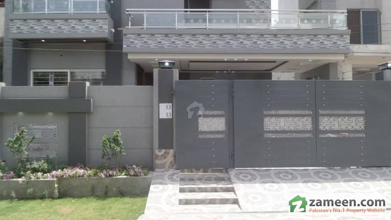 10 Marla Brand New Superb Bungalow For Sale In Wapda Town