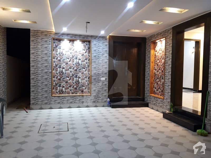 8 marla brand new stylish banglow in bahria town lahore ideal location for 2 family