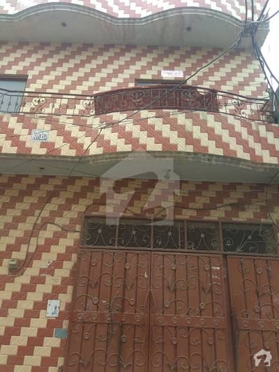 بند روڈ لاہور میں 4 کمروں کا 6 مرلہ مکان 68 لاکھ میں برائے فروخت۔
