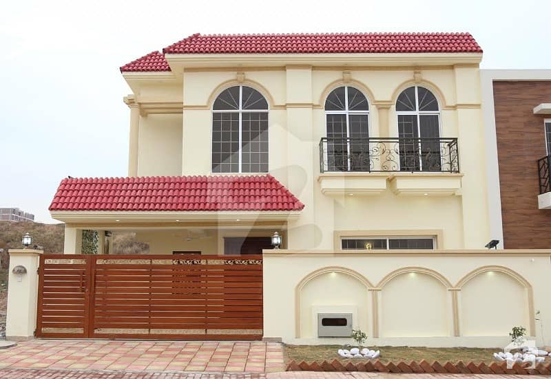 10 Marla Brand  New House For Sale