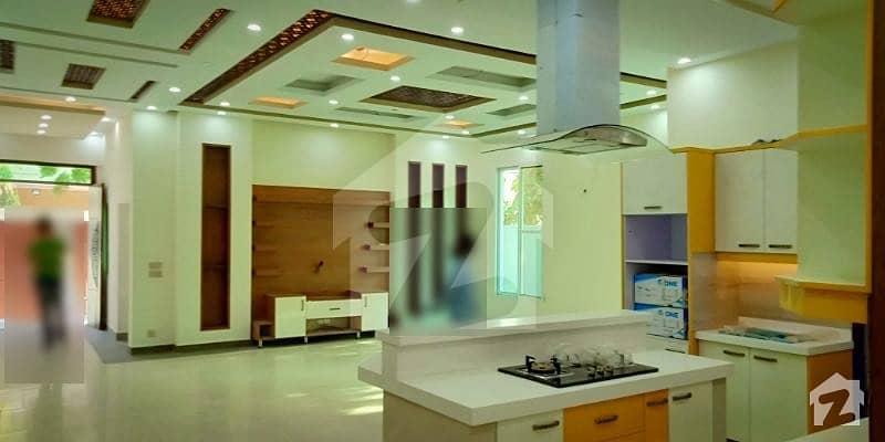 گلشنِ معمار - سیکٹر ایکس گلشنِ معمار گداپ ٹاؤن کراچی میں 6 کمروں کا 16 مرلہ مکان 3.5 کروڑ میں برائے فروخت۔