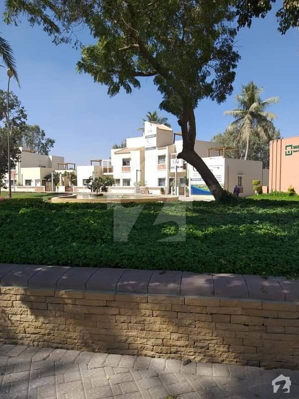 Naya Nazimabad villa