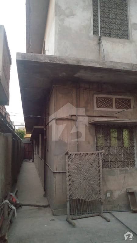 18. 3 Marla Double Storey Saperate Entrance House For Sale