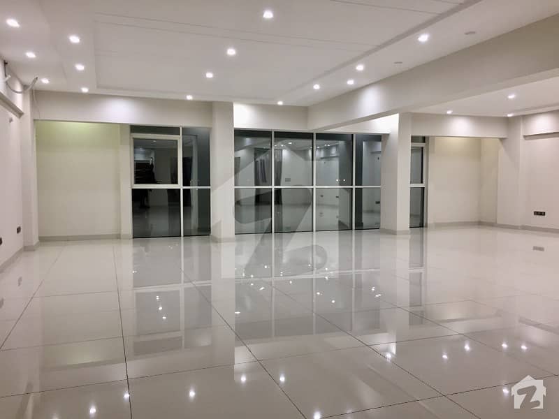 Brand New 2015 Square Feet Office Space Available For Sale At Most Prestigious Location Of Nishat Commercial Area Phase 6