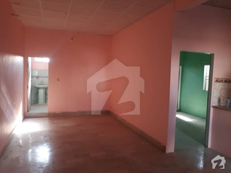 Buffer Zone On 120 Sq Yards Second Floor For Rent