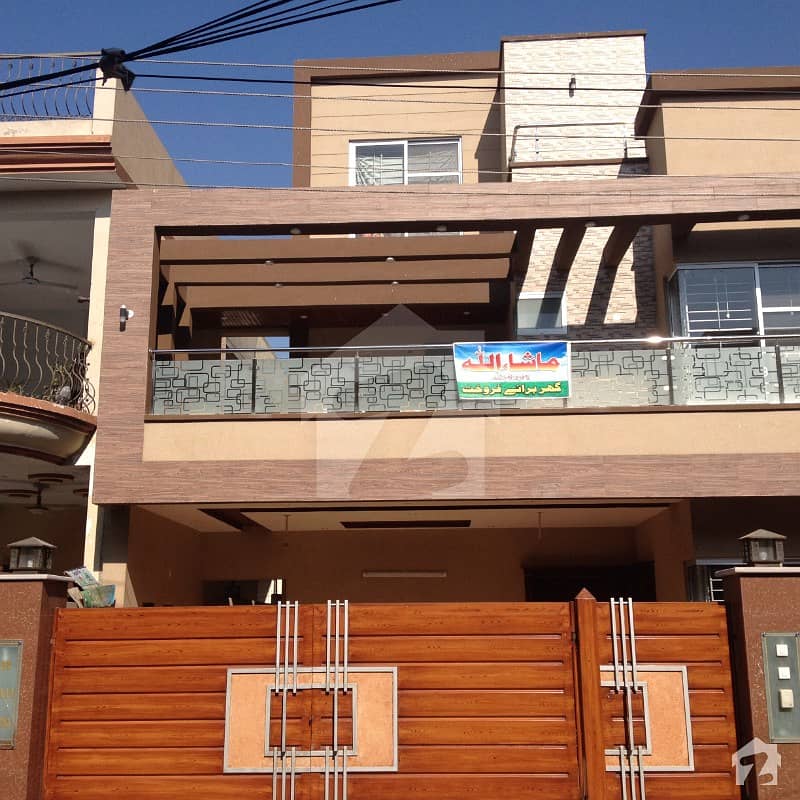 10 Marla Residential House Is Available For Sale in Punjab Society  At Prime Location