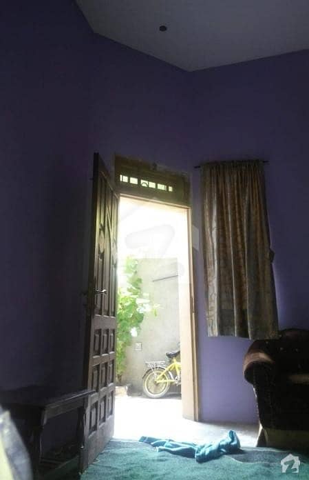 بھروکے چیمہ روڈ وزیرآباد میں 6 کمروں کا 6 مرلہ مکان 42 لاکھ میں برائے فروخت۔