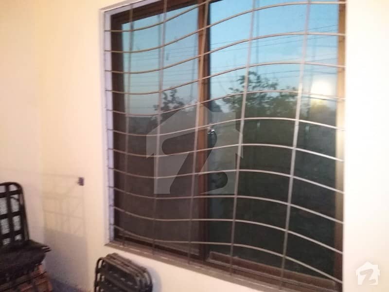 12 Marla Independent Single Storey Home For Rent In Mustafa Town Wahdat