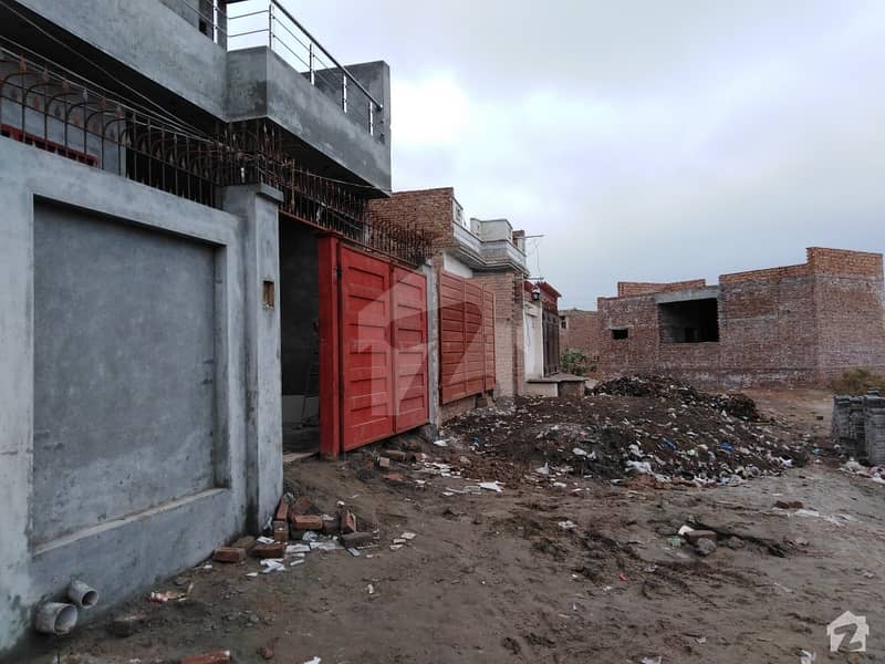 House Is Available For Sale Zakariya Town, Multan ID14493593