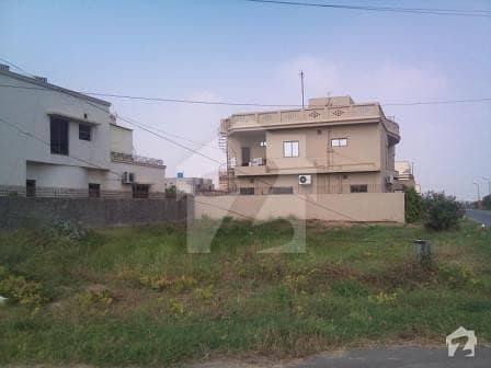 1 Kanal Corner Plot Main Road Direct Approach With Meeting