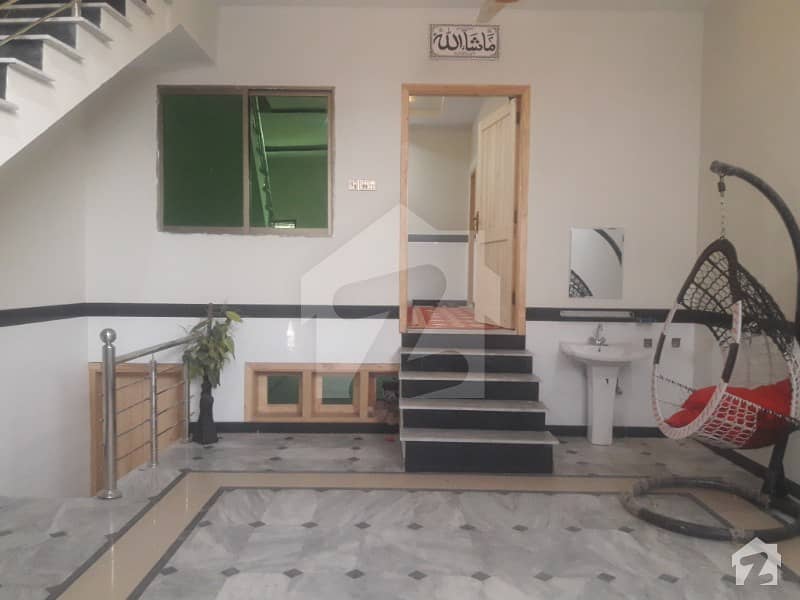 کینال روڈ پشاور میں 4 کمروں کا 3 مرلہ مکان 70 لاکھ میں برائے فروخت۔